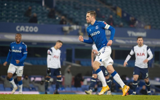 创造了绝佳 创造了绝佳