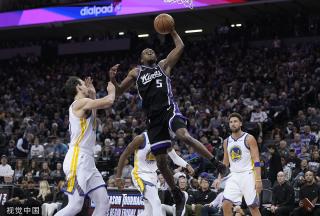 考瓦伊轮休 考瓦伊轮休